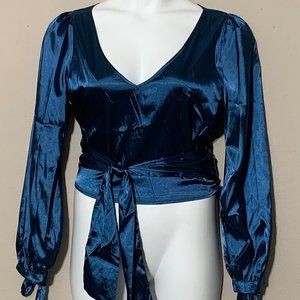 256.  NEW!! Women's Wrap Blouse Top, size: L